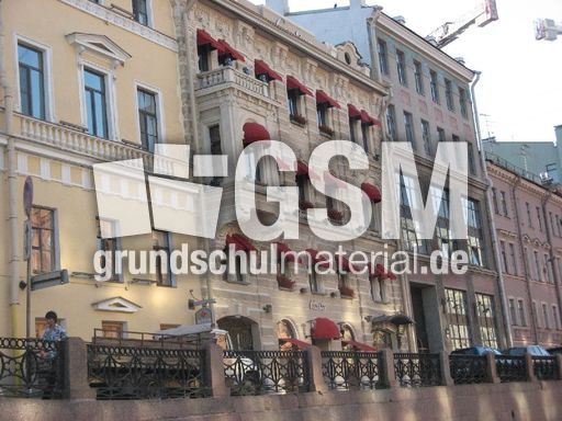 101 St. Petersburg, Cartier.JPG